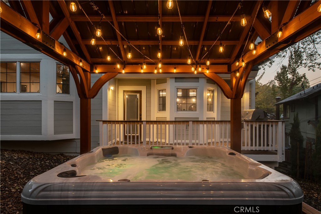 1037 Beaver Property Photo 5