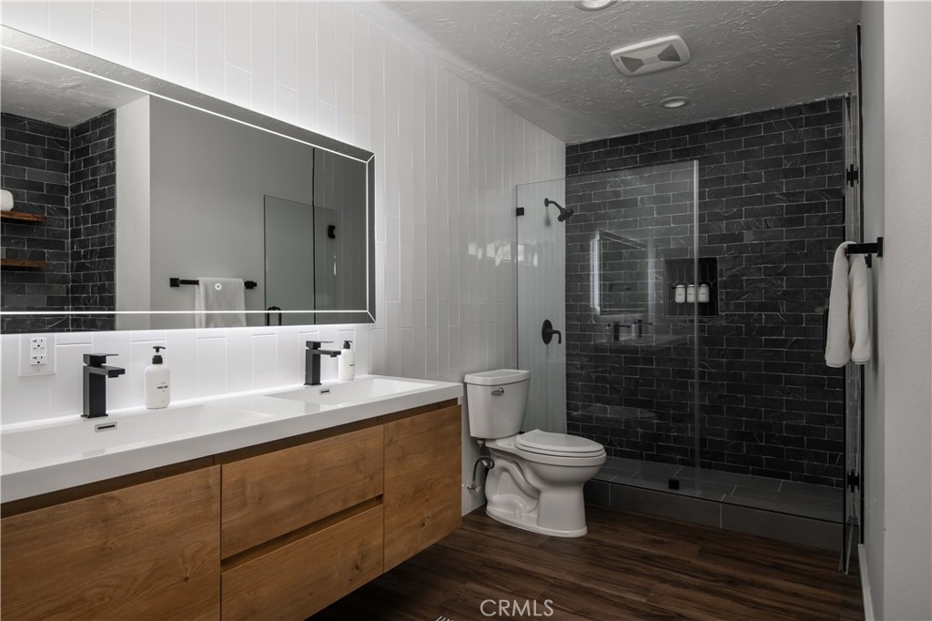 1037 Beaver Property Photo 31