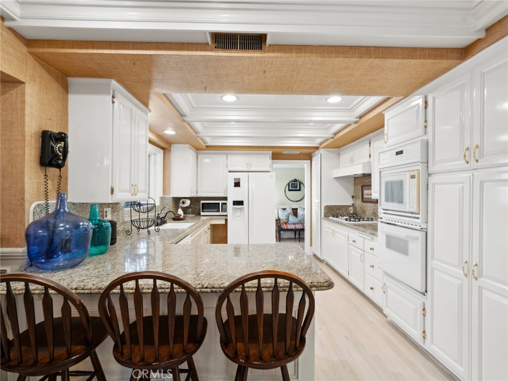 1924 Leeward Lane Property Photo 14