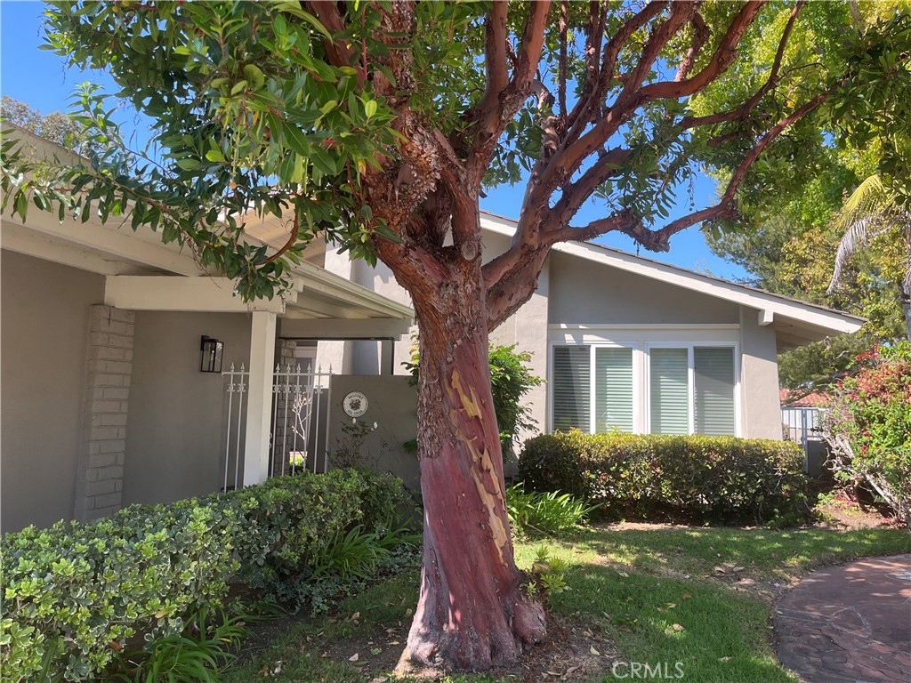 424 Onda Property Photo 1