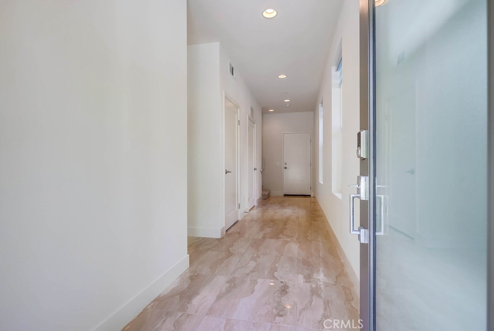 67 Lennox Property Photo 3