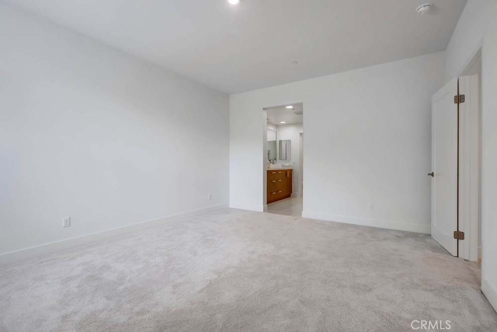 67 Lennox Property Photo 26