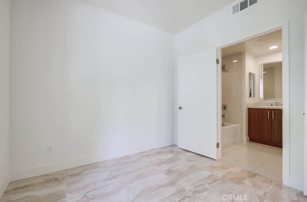 67 Lennox Property Photo 42