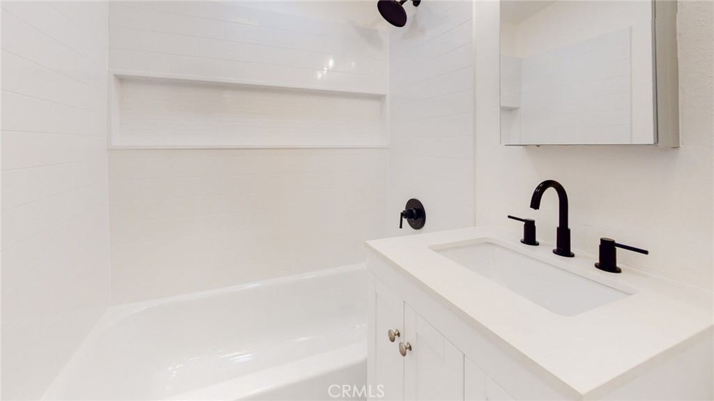 3036 Coolidge Avenue 61 Property Photo 8