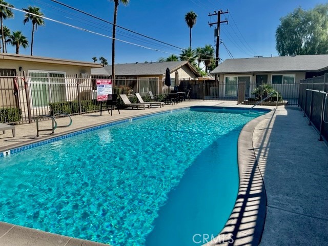 685 E Vista Chino A Property Photo 1