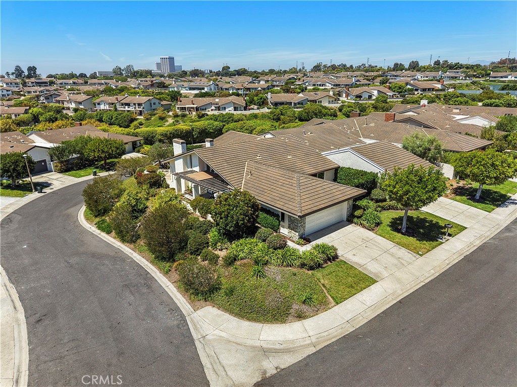 1 Breakwater Drive Property Photo 1