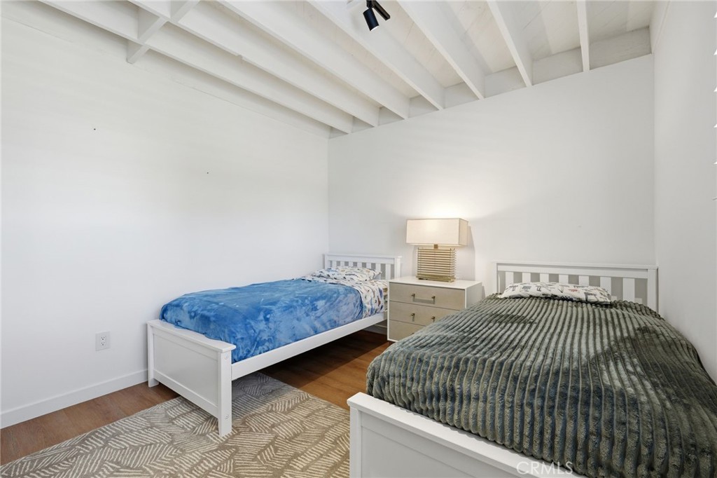 6601 Seashore Property Photo 12