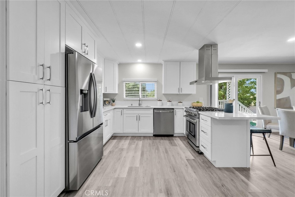21425 Apricot Property Photo 2