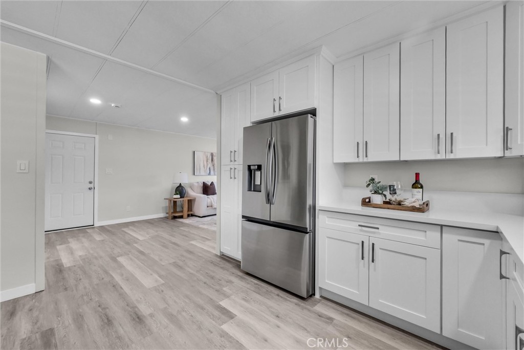 21425 Apricot Property Photo 3