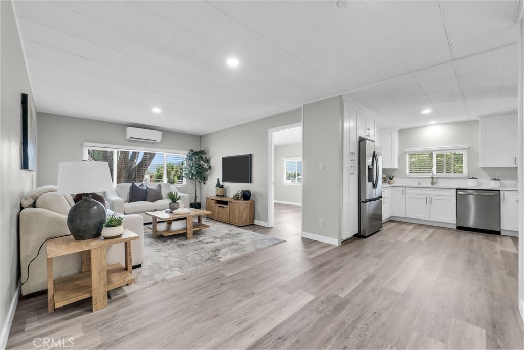 21425 Apricot Property Photo 8
