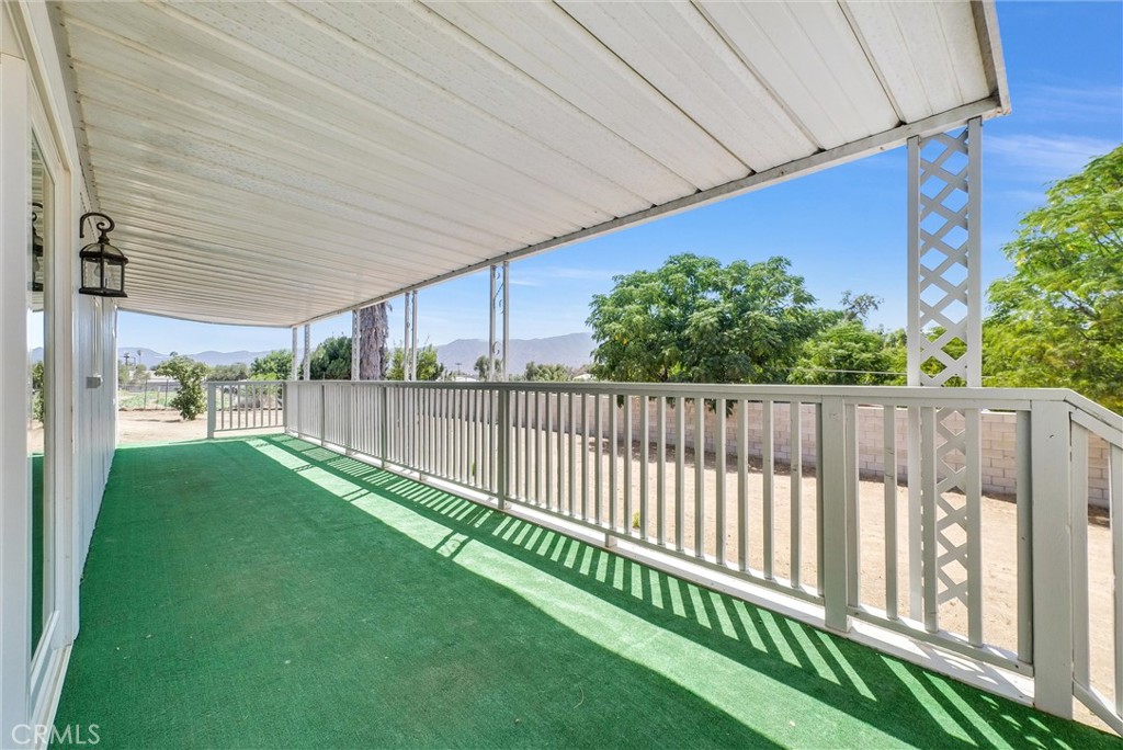 21425 Apricot Property Photo 24