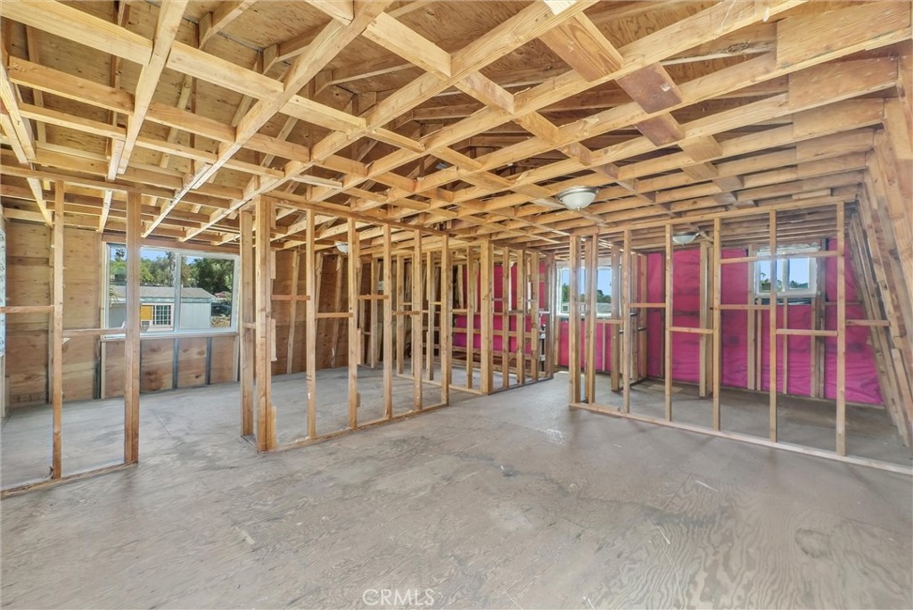 21425 Apricot Property Photo 30