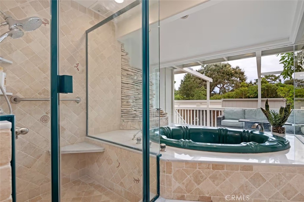 56 La Vuelta Property Photo 21