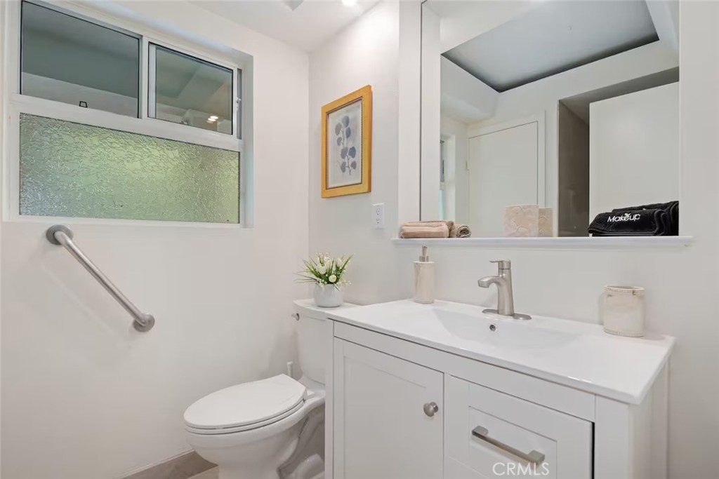 56 La Vuelta Property Photo 22
