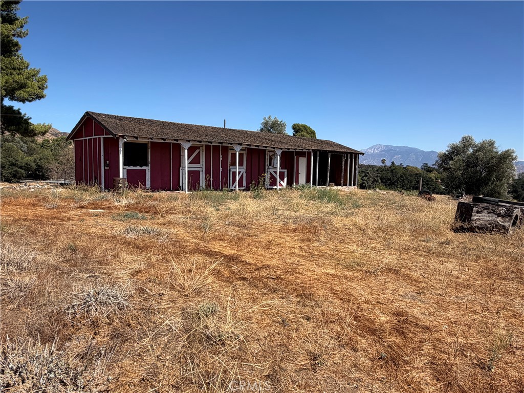 9300 Oak Glen Property Photo 10