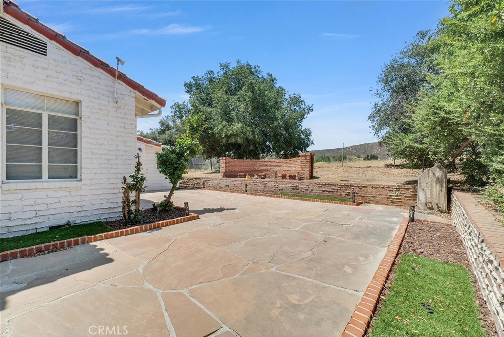 9300 Oak Glen Property Photo 22