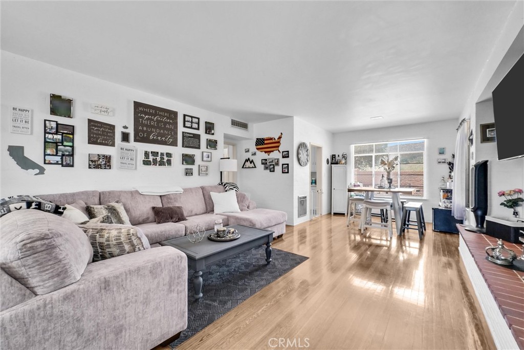 9300 Oak Glen Property Photo 32