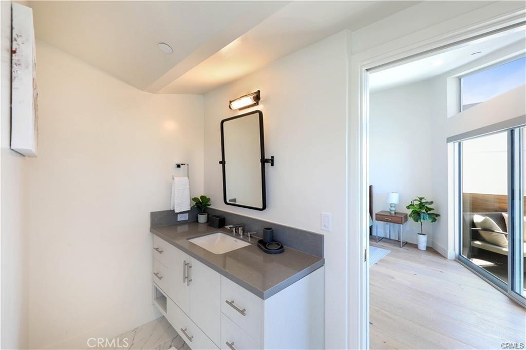 3920 E Coast Highway Property Photo 25