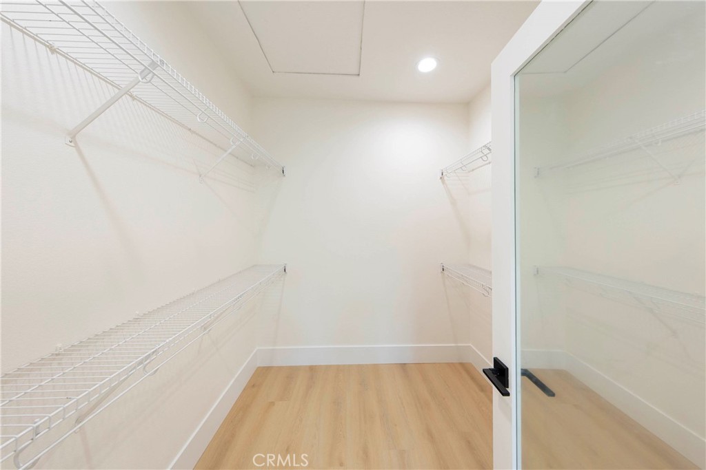 1806 Willowbluff Drive Property Photo 14