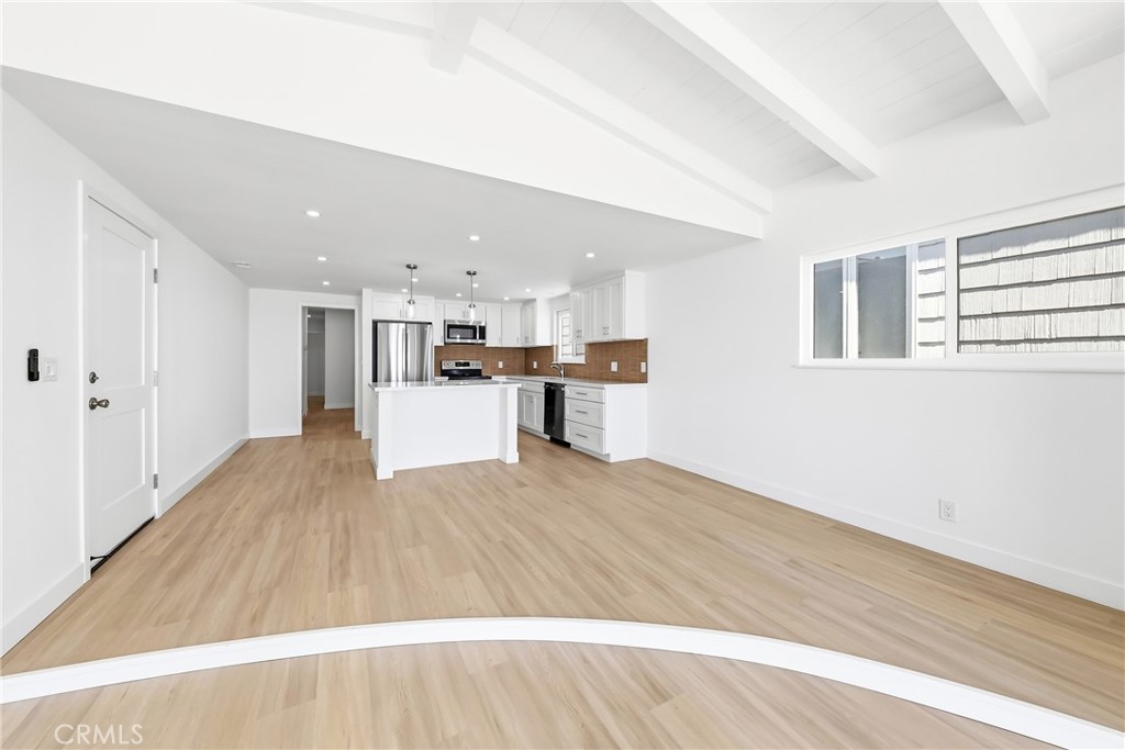 3010 W Oceanfront Upper 