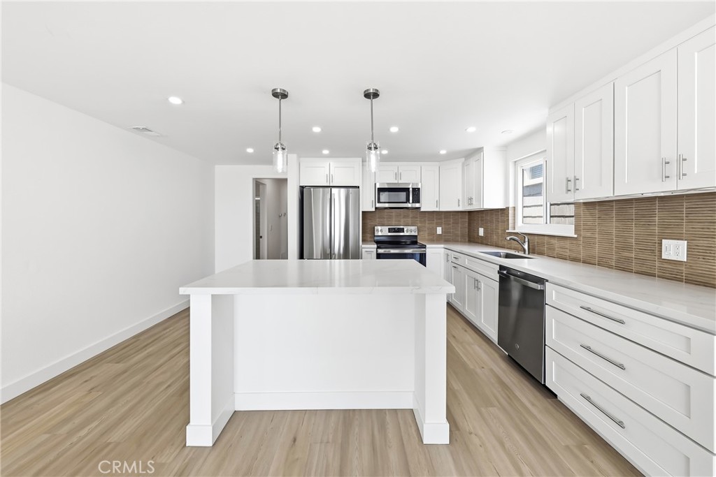 3010 W Oceanfront Upper 