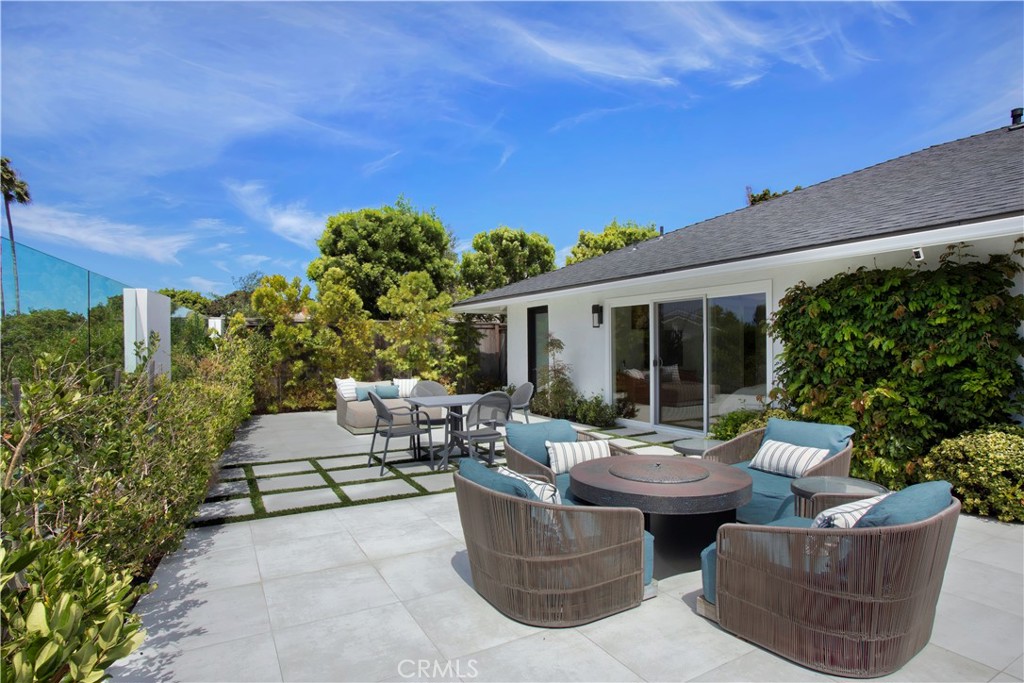 927 Bellis Street Property Photo 19