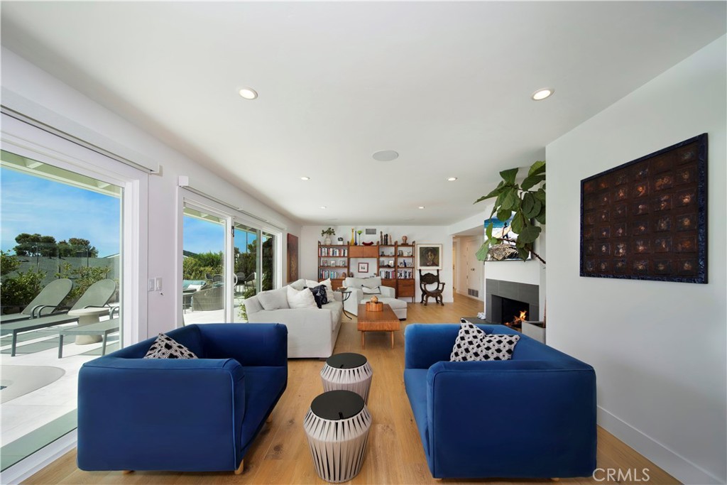 927 Bellis Street Property Photo 23