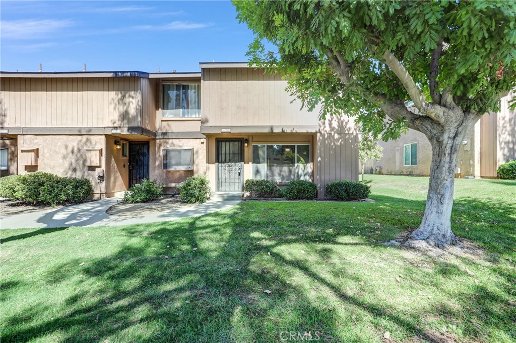 122 Tamarisk Property Photo 1