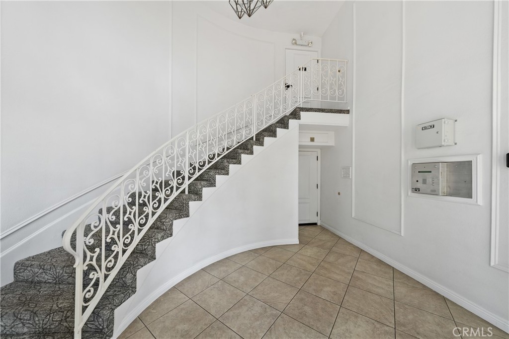 200 Mcneil 215 Property Photo 3