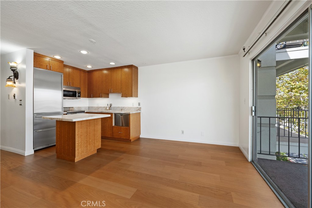 200 Mcneil 215 Property Photo 9