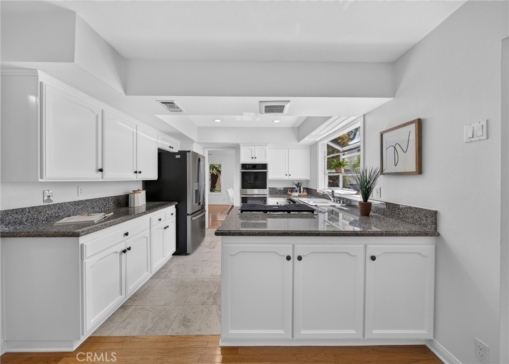 16 Angell Street Property Photo 13