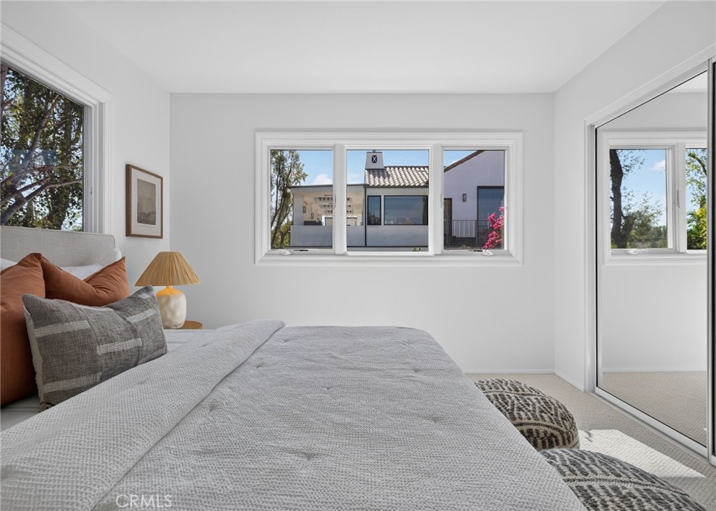 16 Angell Street Property Photo 35