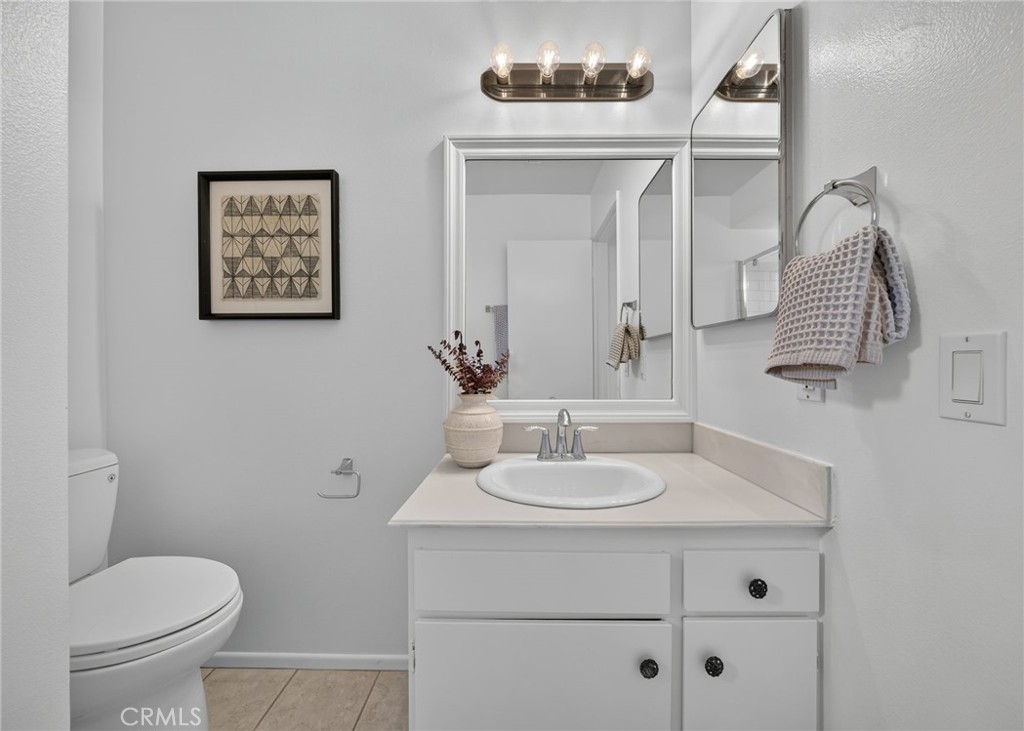 16 Angell Street Property Photo 45