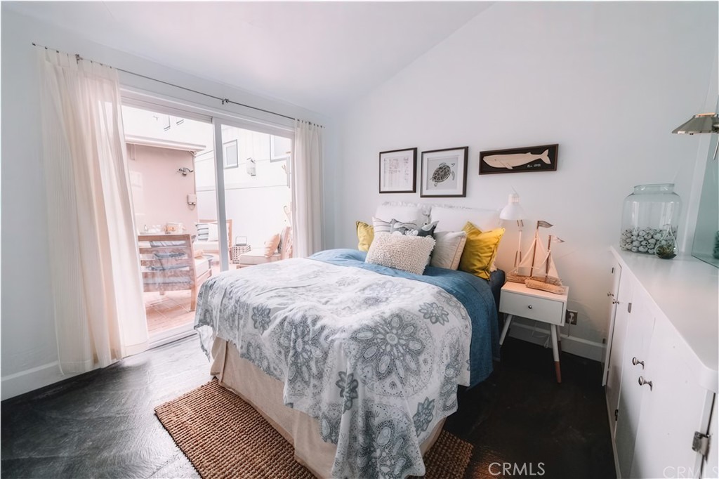 332 Lugonia Street Property Photo 10