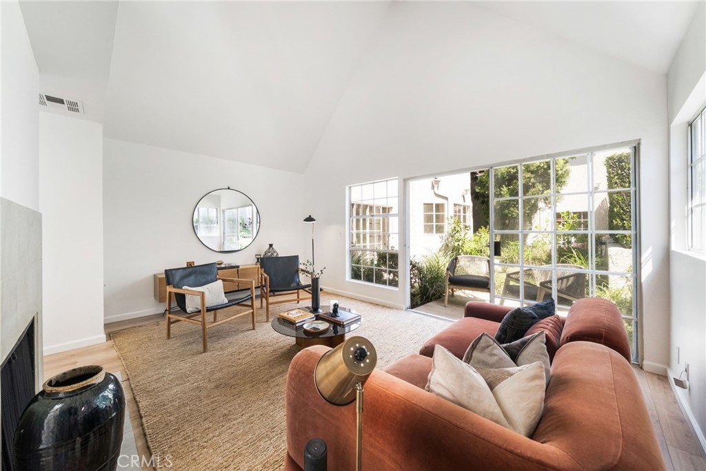 34115 Violet Lantern 1 Property Photo 3
