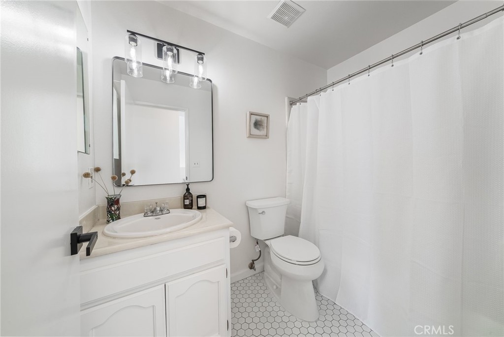34115 Violet Lantern 1 Property Photo 21