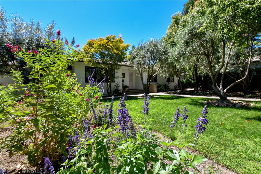 1125 Rutherford Property Photo 5