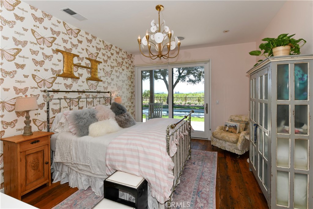 1125 Rutherford Property Photo 16