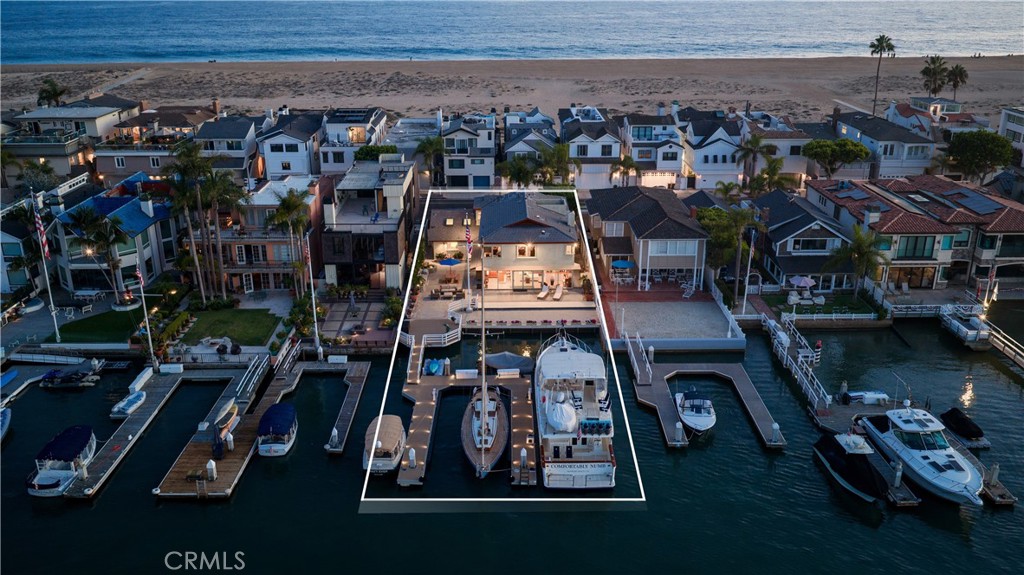 1114 E Balboa Boulevard Property Photo 3