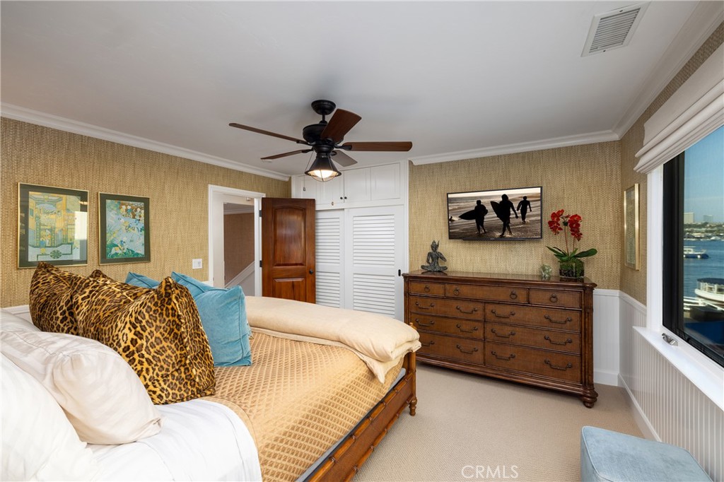 1114 E Balboa Boulevard Property Photo 27