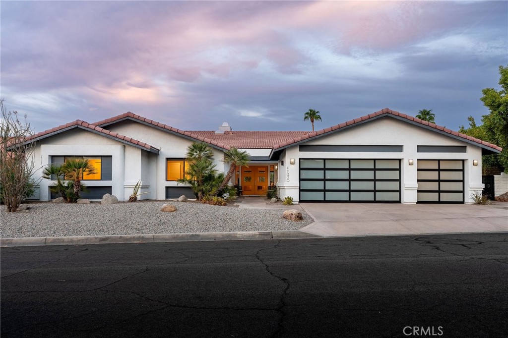 47230 Blazing Star Property Photo 1