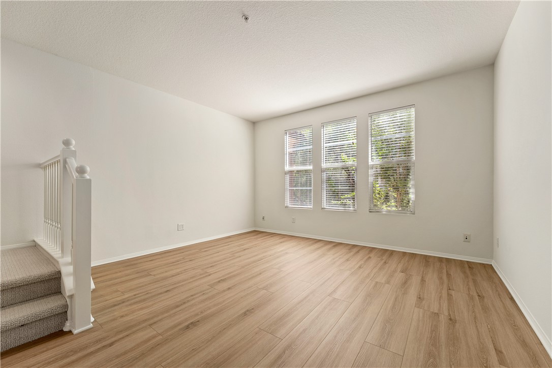 30 Marcilla Property Photo 4