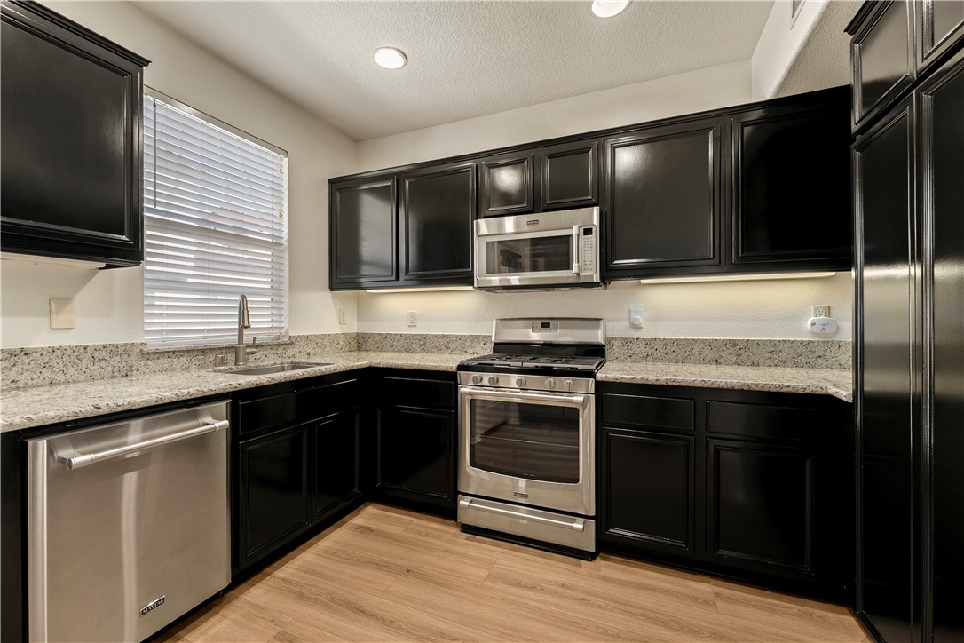 30 Marcilla Property Photo 10