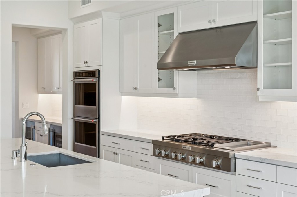 6551 Golden Sky Circle Property Photo 2