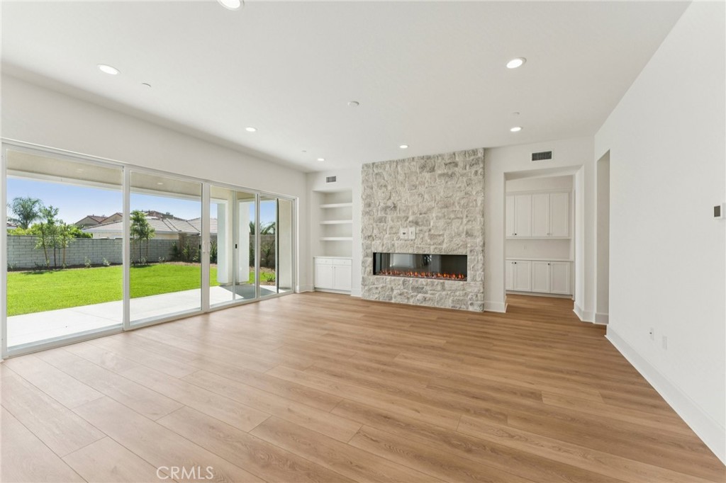 6551 Golden Sky Circle Property Photo 5