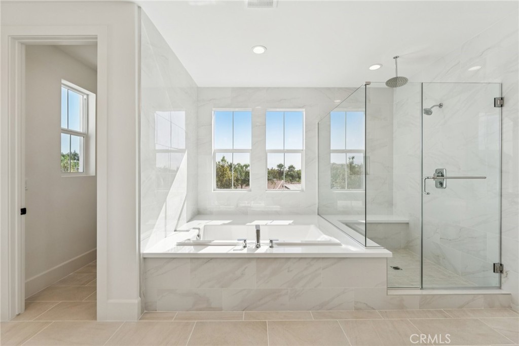 6551 Golden Sky Circle Property Photo 6