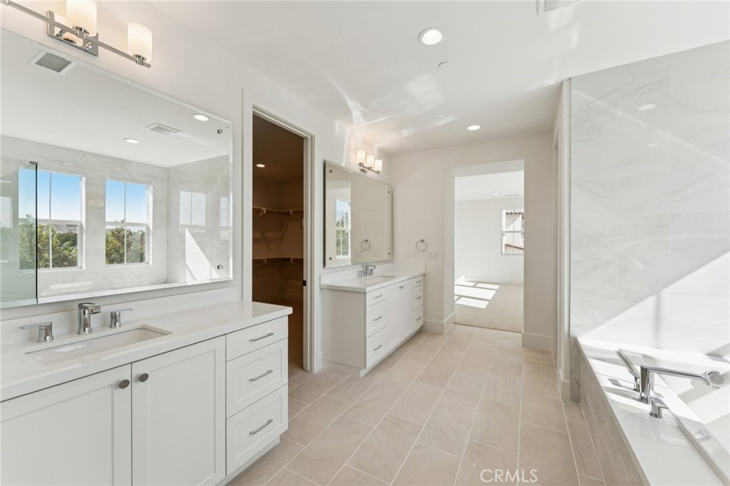 6551 Golden Sky Circle Property Photo 7