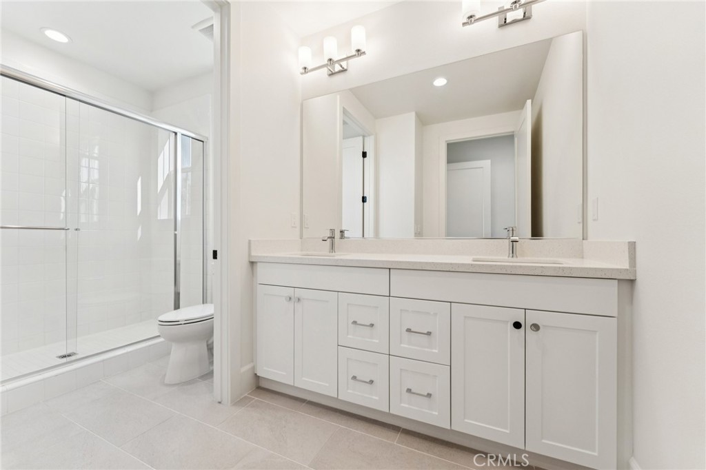 6551 Golden Sky Circle Property Photo 8