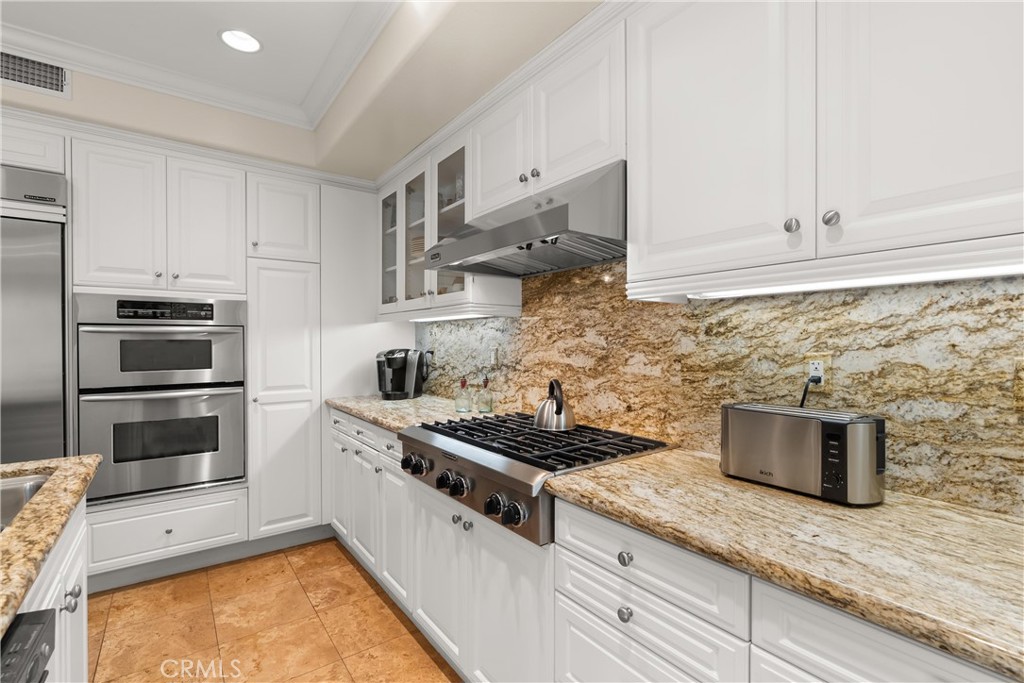 2501 Bungalow Place 1 Property Photo 11