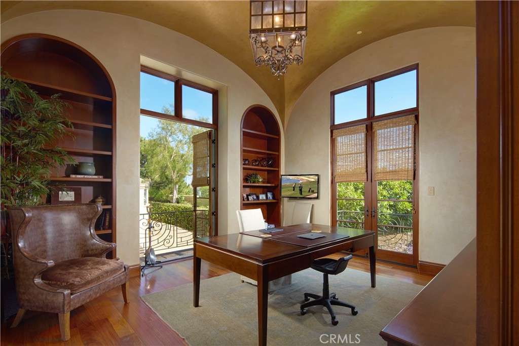20 Channel Vista Property Photo 16
